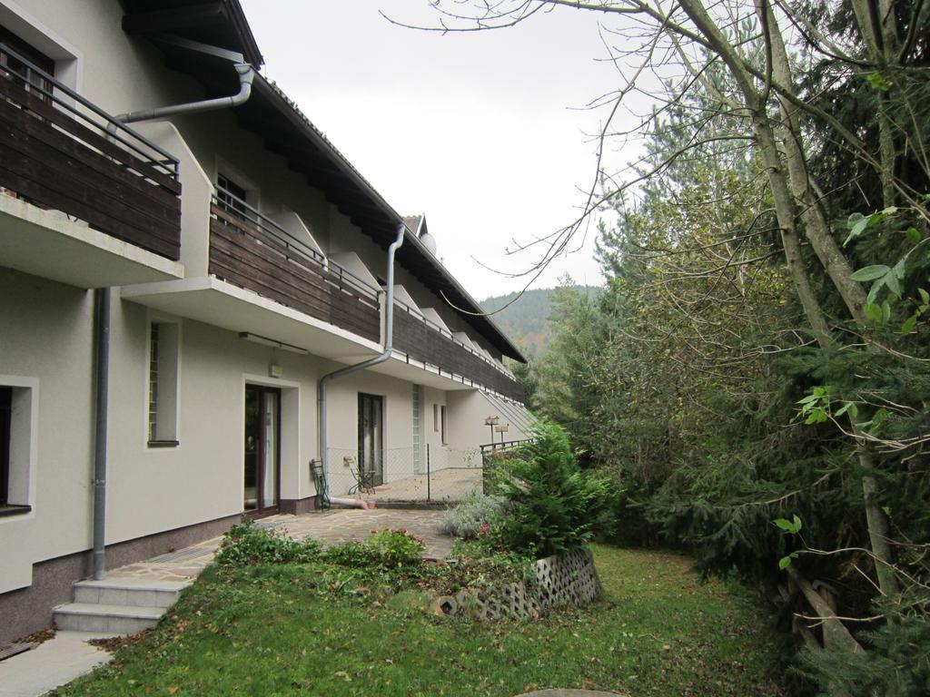 Waldpension Stachl Bromberg Экстерьер фото
